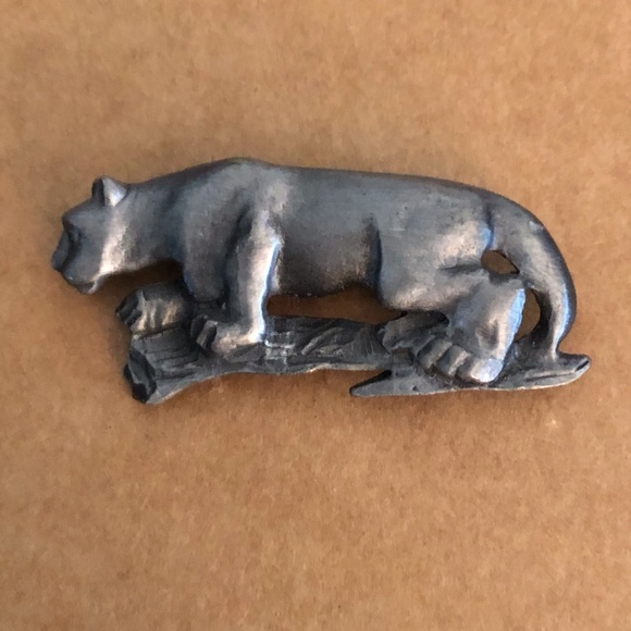 Vintage Silver Lion/Tiger Pin Brooch Like New - Picture 4 of 4